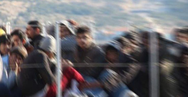 Altınözü ve Yayladağı sınırında  61 kaçak göçmen yakalandı