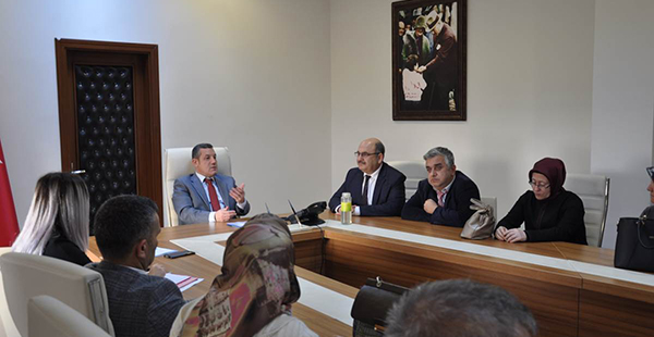 Murat Bulacak, okul müdürleri ile değerlendirme toplantısı yaptı