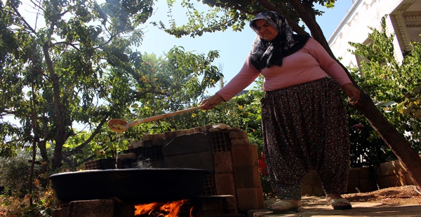 Doğu Akdeniz’de mutfaklar yardımlaşmayla lezzetleniyor