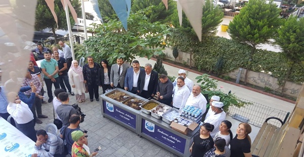 AK Parti Defne İlçe Başkanı Kenan Türkmen ; ” Yemek programı etkinliğimize iştirak eden tüm misafirlerimize teşekkür ederim”