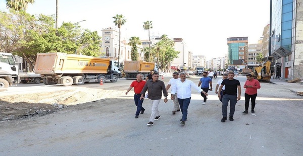 İSKENDERUN ŞEHİR MERKEZİ’NDE TRAFİK AKIŞININ YÖNÜ DEĞİŞTİ