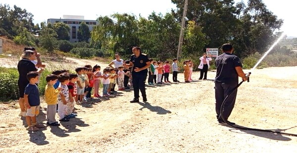 HATAY’DA ÖĞRENCİLERE YANGIN EĞİTİMİ VERİLDİ