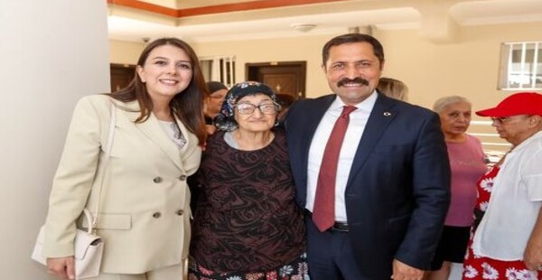 BÜYÜĞÜNE HÜRMET, KÜÇÜĞÜNE SEVGİ BİZİ BİZ YAPAN EN GÜÇLÜ UNSURDUR