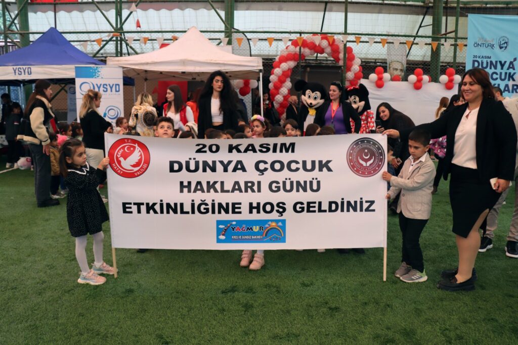 DÜNYA ÇOCUK HAKLARI GÜNÜ ETKİNLİKLE KUTLANDI