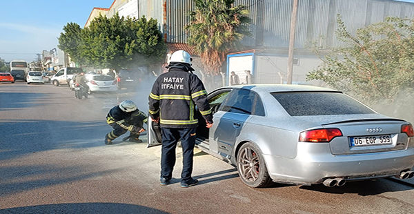 OTOMOBİLDE ÇIKAN YANGIN SÖNDÜRÜLDÜ