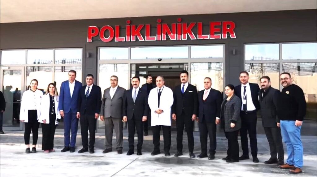 VALİ MASATLI, ALTINÖZÜ’NDEKİ HİZMETLERİ İNCELEDİ, ESNAFLA BULUŞTU