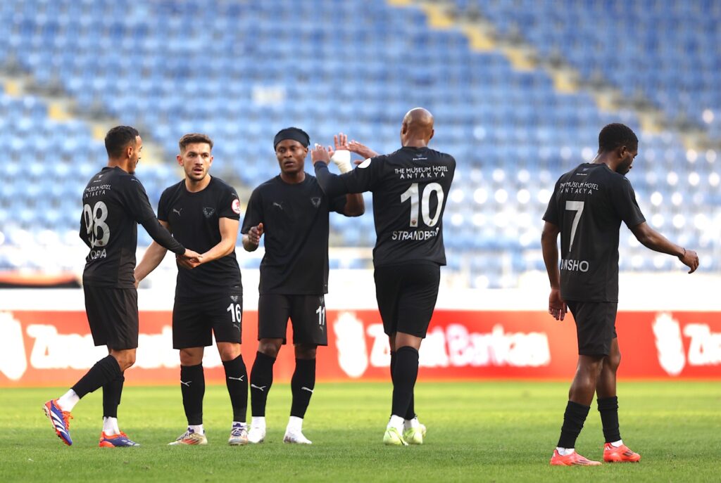 HATAYSPOR FARKLI TURLADI 5-0