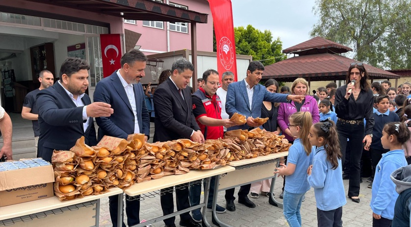 ÇOCUKLARA BALIK SEVGİSİ AŞILANIYOR