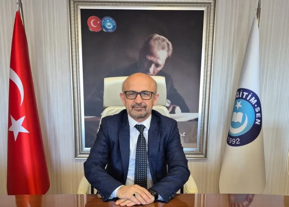 SOLGUN: VAZİFEMİZ; TÜRK İSTİKLAL VE CUMHURİYETİNİ KORUMAKTIR.
