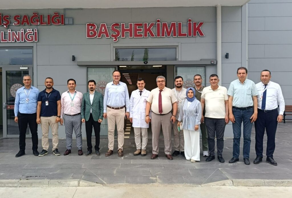 İL MÜDÜRÜ SÖNMEZ’DEN ERZİN DEVLET HASTANESİNE ZİYARET