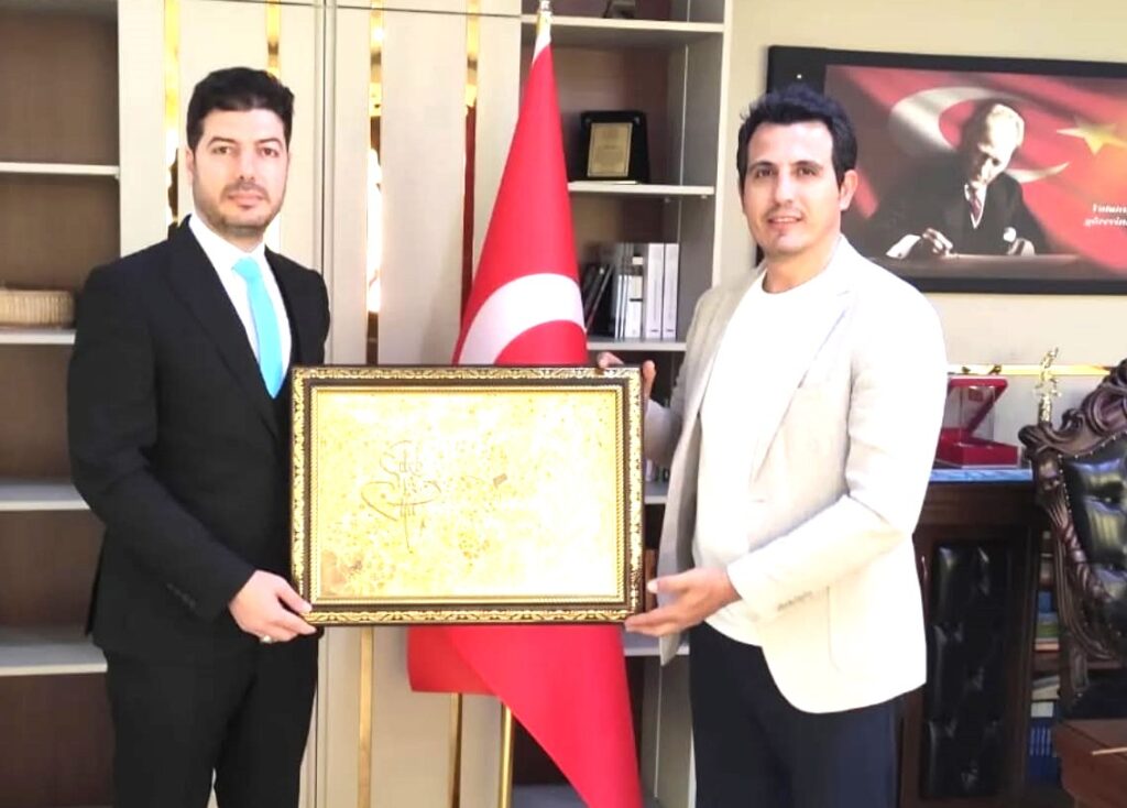 BİLGİL’DEN ONUR’A ANLAMLI VEDA