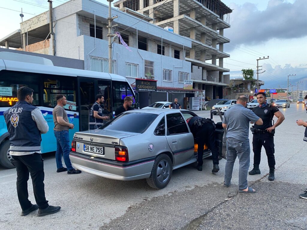 HATAY’DA ASAYİŞ UYGULAMASI YAPILDI