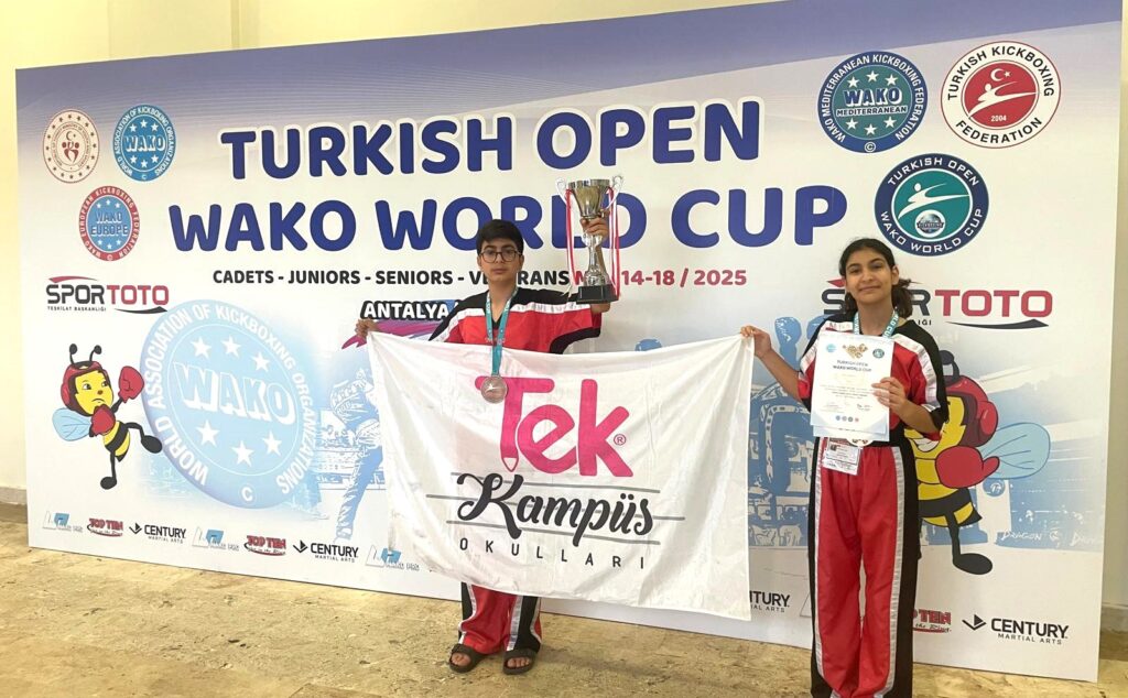 TEK KAMPÜSLÜ SPORCULARINDAN DÜNYA KUPASI’NDA GURURLANDIRAN BAŞARI