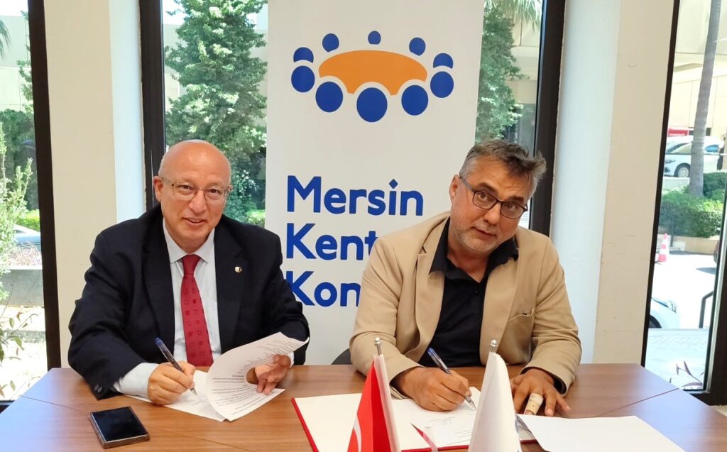 HATAY VE MERSİN KENT KONSEYLERİ KARDEŞ OLDU