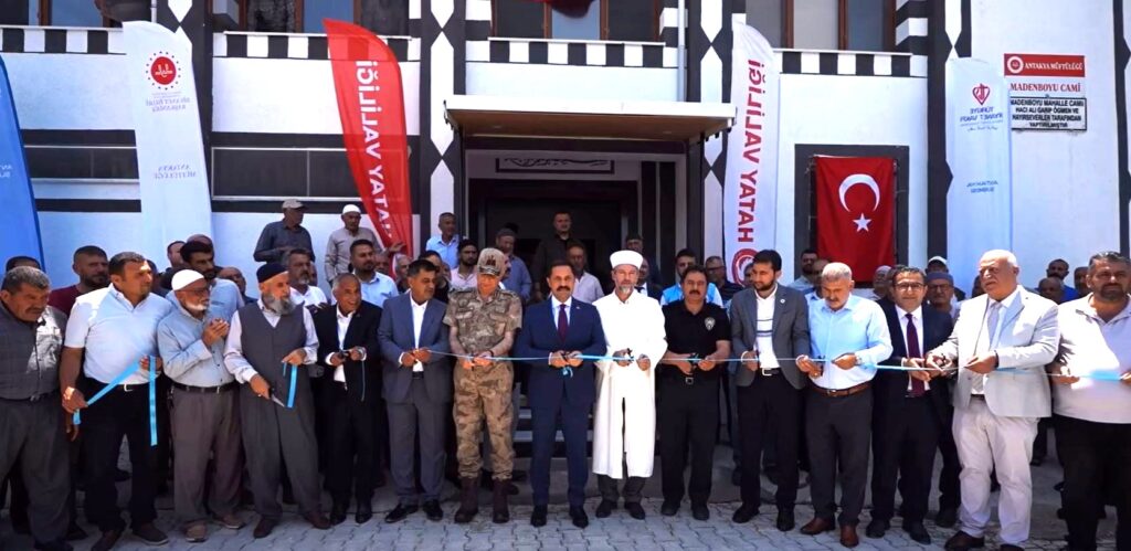 6 ŞUBAT’IN ARDINDAN 99. CAMİ İBADETE AÇILDI