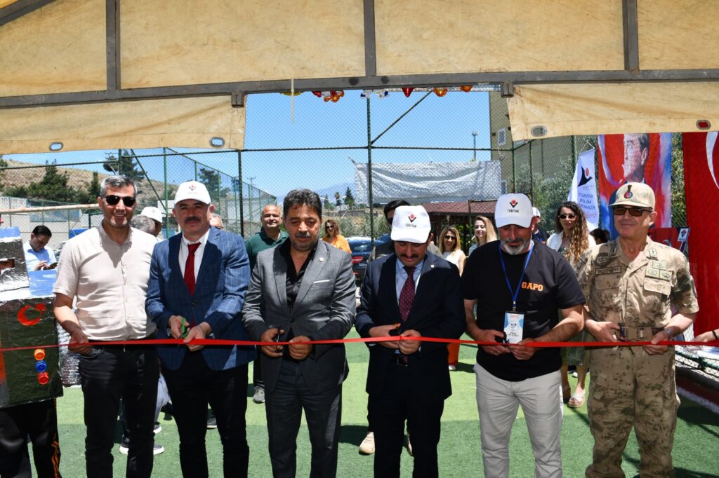 BELEN’DE TÜBİTAK 4006 BİLİM FUARI AÇILDI