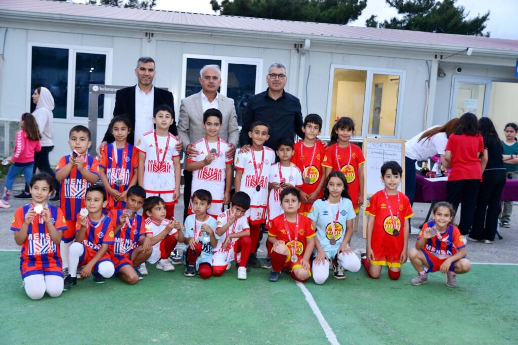 UMUDUN VE KARDEŞLİĞİN SİMGESİ