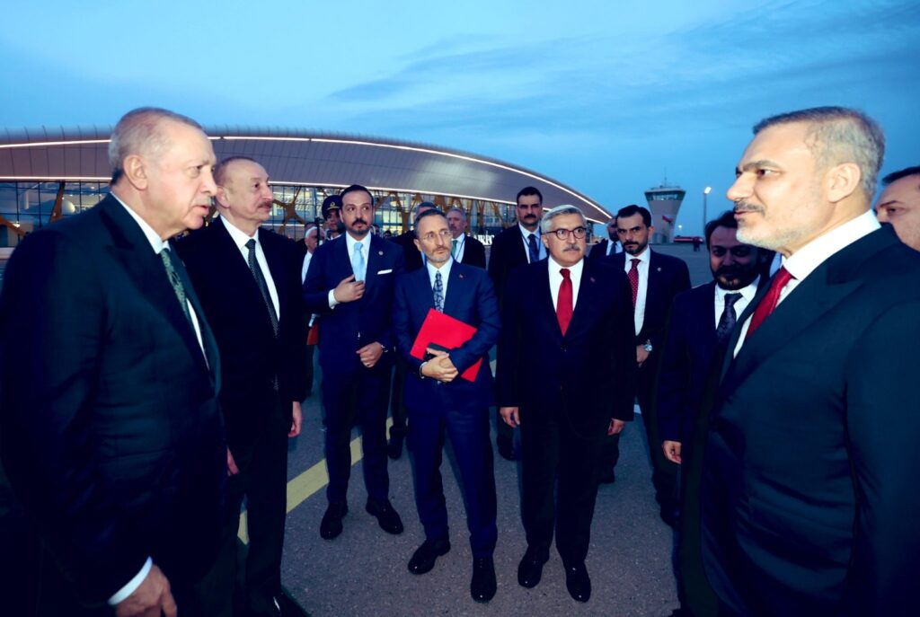 YAYMAN: “İKİ DEVLET, TEK MİLLET”