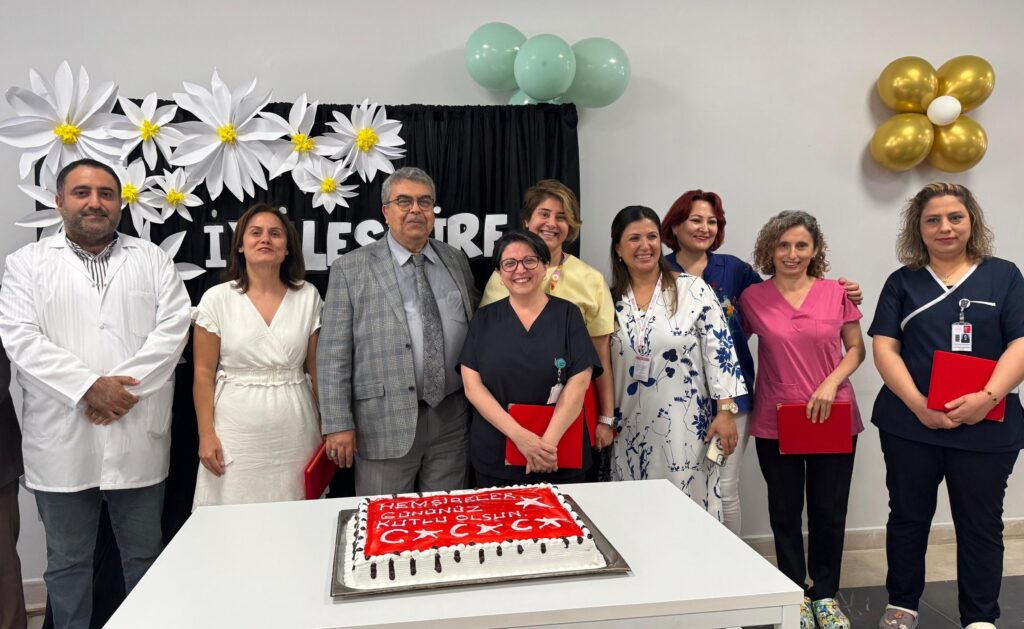 HEMŞİRELER GÜNÜ DEFNE DEVLET HASTANESİ’NDE KUTLANDI