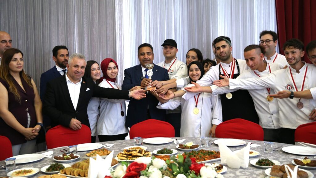 HATAY’DA TÜRK MUTFAĞI HAFTASI’NDA YÖRESEL LEZZETLER TANITILDI