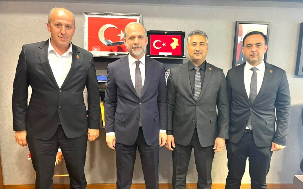 VEKİL ÖZEL: TÜM HEMŞEHRİLERİMİZE KAPIMIZ ARDINA KADAR AÇIK