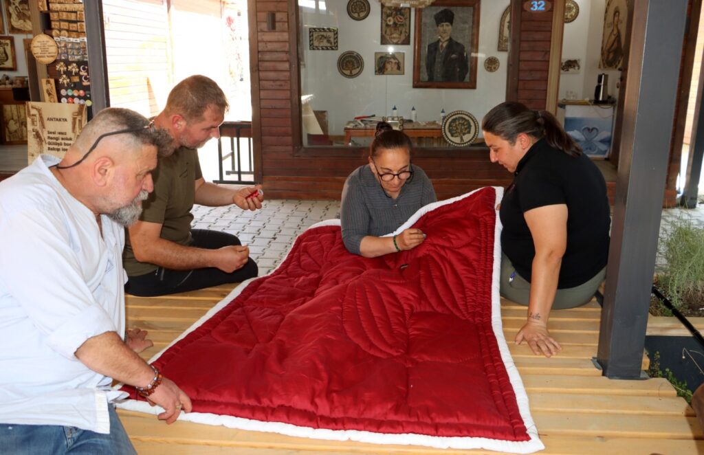 HATAY’IN SON YORGANCISI NAHYA GÜZELYURT, 38 YILDIR GELENEĞİ YAŞATIYOR