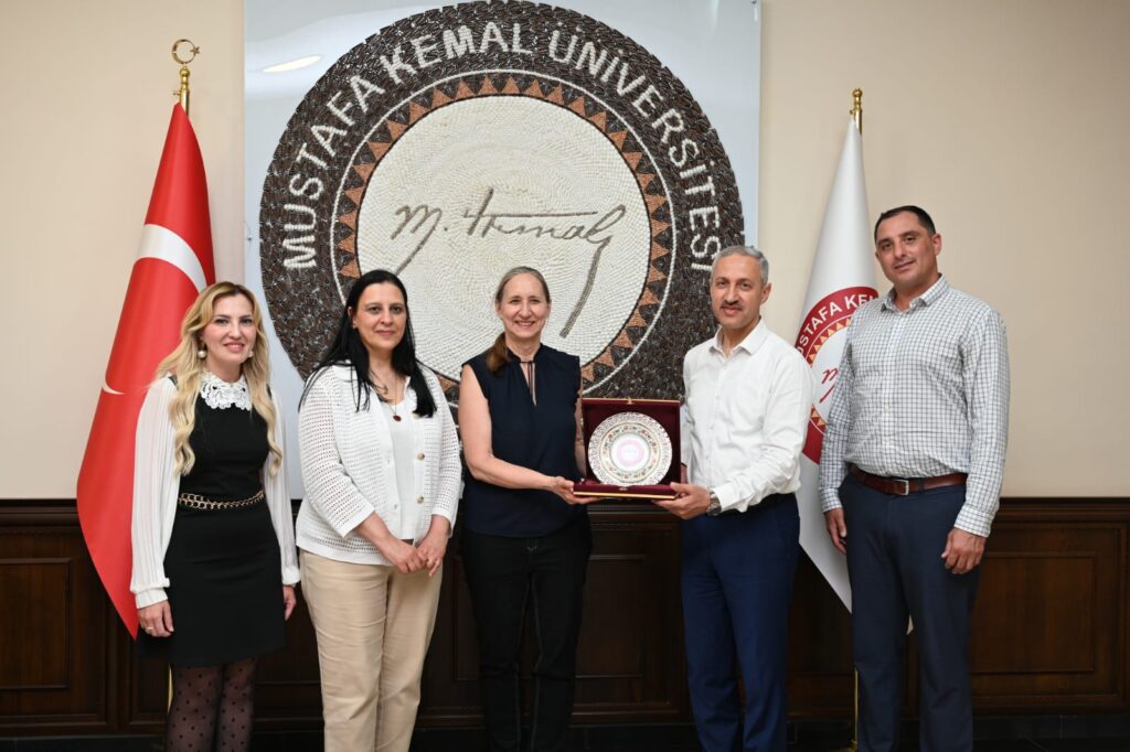 COLUMBİA ÜNİVERSİTESİ’NDEN MKÜ’YE ULUSLARARASI İŞ BİRLİĞİ ZİYARETİ
