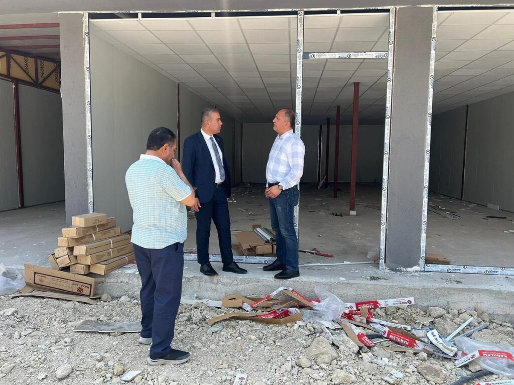 KIRIKHAN’DA GEÇİCİ EK ÇARŞI ÇALIŞMALARI SÜRÜYOR