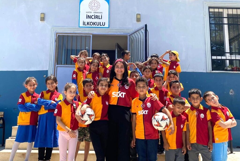 YUNUS, HATAY’A ŞAMPİYONLUK FORMALARINI GÖNDERDİ