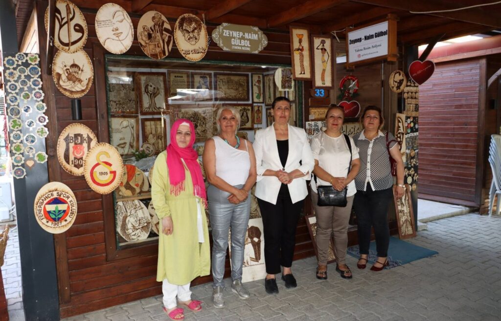 MHP KAÇEP’TEN KÜLTÜR SANAT ÇARŞISINA ZİYARET 