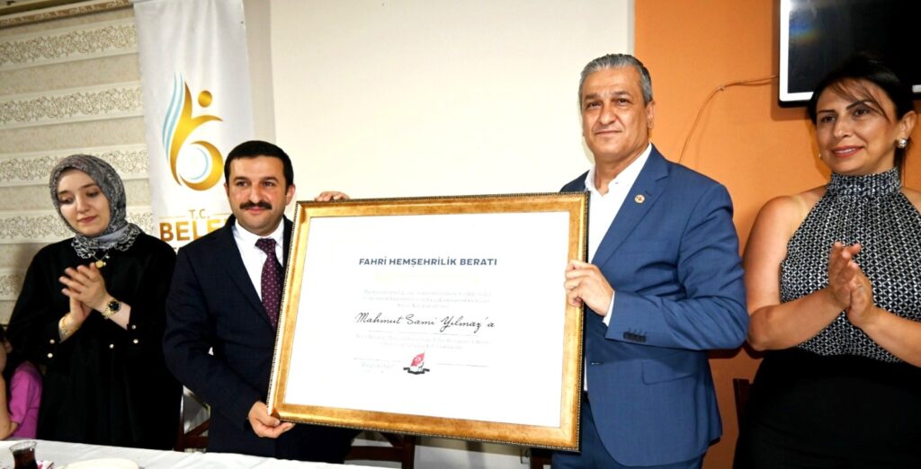 “BİR GÜN GİTSEN BİLE HATIRAN YETER”