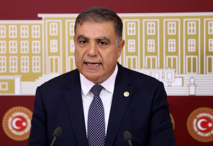 YERİNDE DÖNÜŞÜM SÜRESİ UZATILMALI, 87 BİN HATAYLI BELİRSİZLİĞE MAHKÛM EDİLEMEZ!