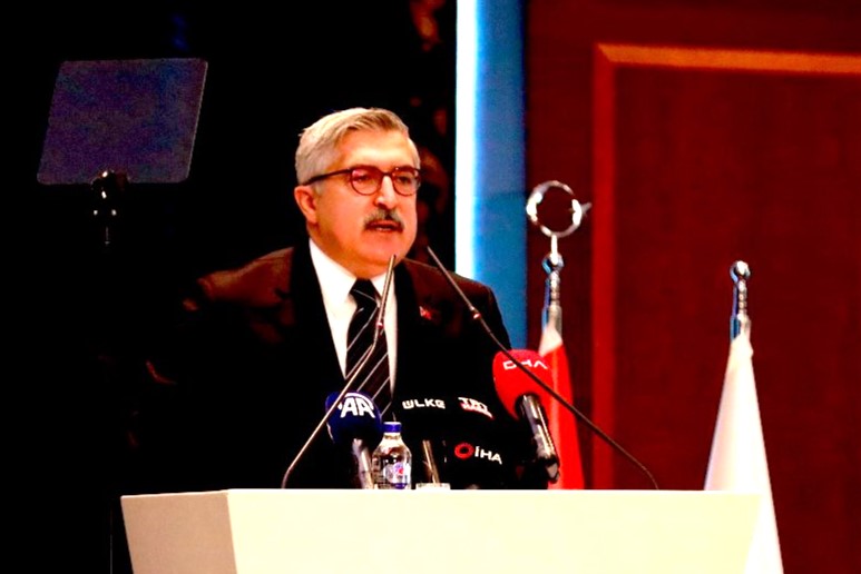 YAYMAN CEMİL MERİÇ ANMA PROGRAMINA KATILDI
