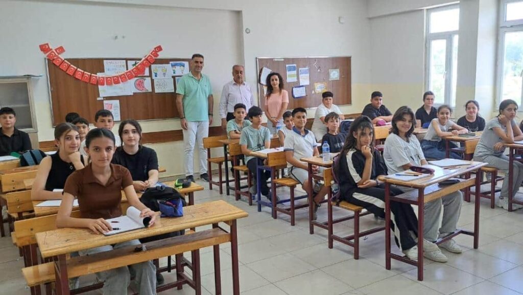 DEFNE’DE DYK VE YAZ OKULLARI BAŞLADI