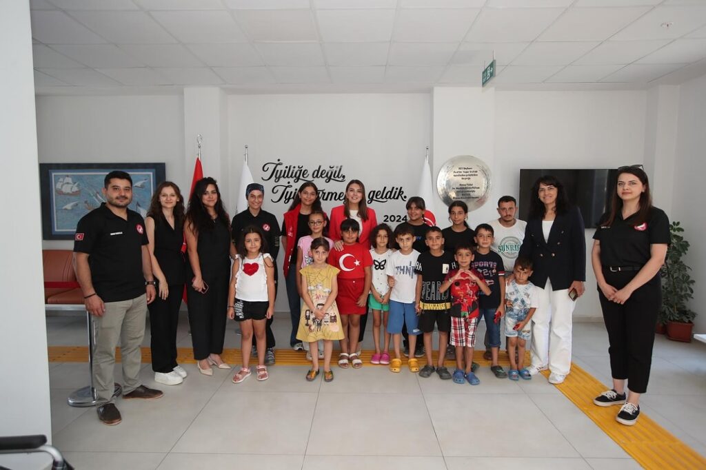HANIMEFENDİ MASATLI’DAN ENGELLİ VATANDAŞLARA YARDIM ELİ