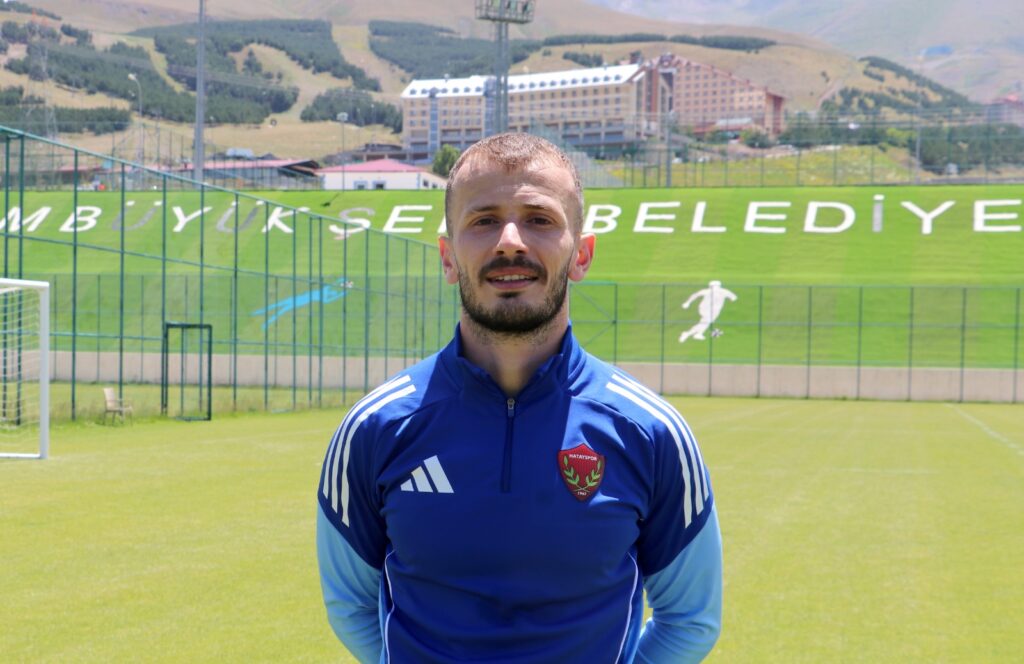 HATAYSPORLU FUTBOLCU ABDULKADİR PARMAK, YENİ SEZONA İDDİALI HAZIRLANIYOR