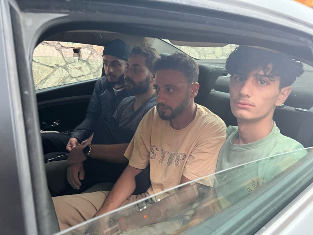 GÖÇMEN KAÇAKÇILIĞI YAPTIKLARI İDDİASIYLA 3 ŞÜPHELİ TUTUKLANDI
