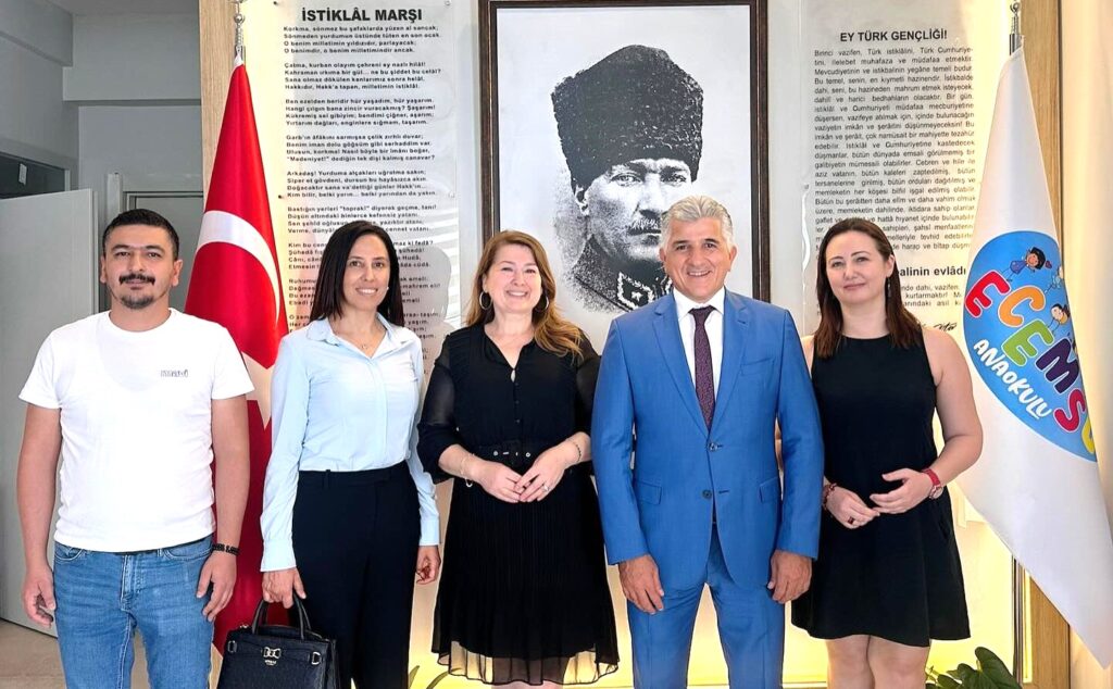MÜDÜR HAMİT BAL’DAN “AİLE YILI” ZİYARETİ
