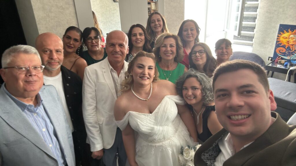 GAZETECİ HASAN SEİD OKAY’IN KIZI DUYGU, HAYATINI MUSTAFA YAVUZ İLE BİRLEŞTİRDİ