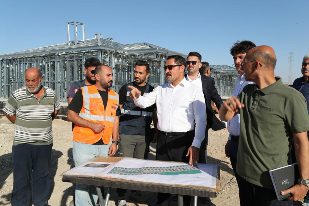 KIRSAL DEPREM KONUTLARININ YAPIMI SÜRÜYOR