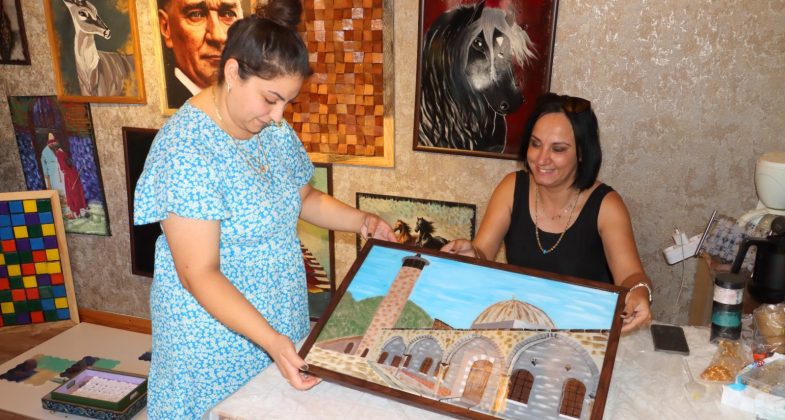 “REÇİNEDE SAKLI HİKÂYELER;“EPOKSİ SANATIYLA ANILAR ÖLÜMSÜZLEŞİYOR”