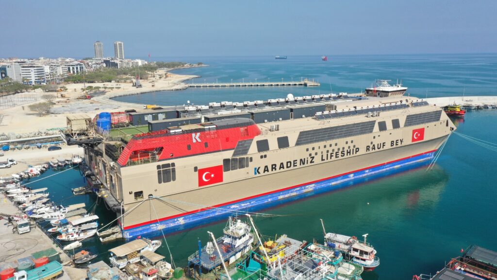 RAUF BEY GEMİSİ İSKENDERUN’DAN AYRILDI