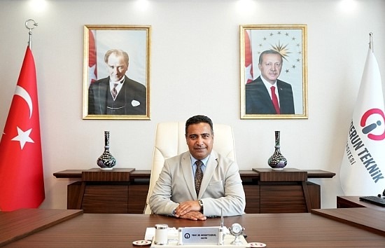 REKTÖR DURUEL, 5 TEMMUZ’UN TAŞIDIĞI TARİHİ ÖNEME DİKKAT ÇEKTİ