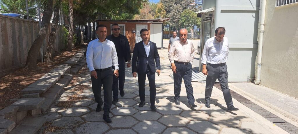 KAYMAKAM MURAT VE MÜDÜR GÜLİSTAN OKULLARI ZİYARET ETTİ