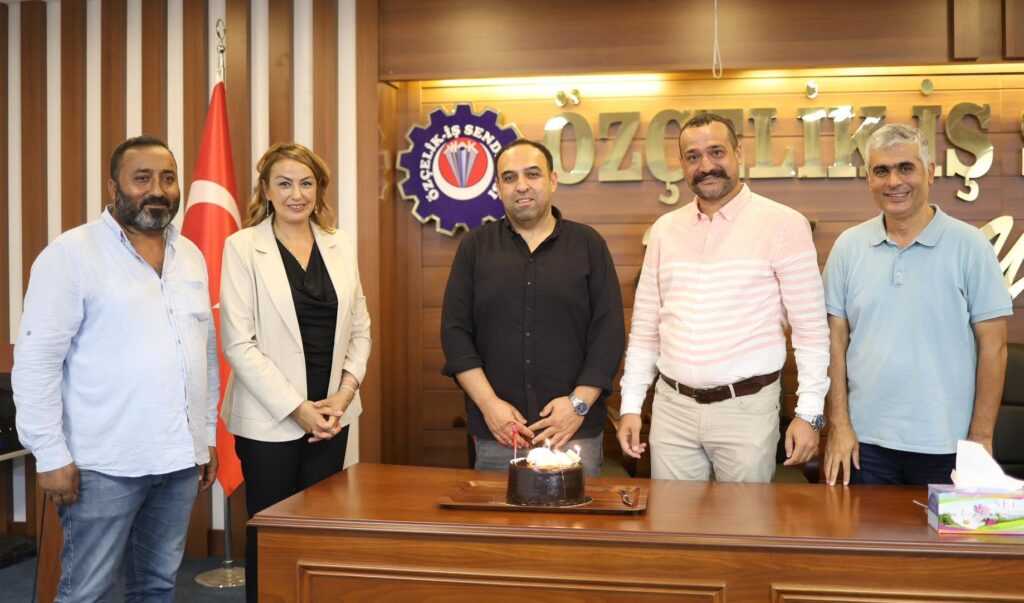 MİLLETVEKİLİ KARA EMEĞİN YANINDA