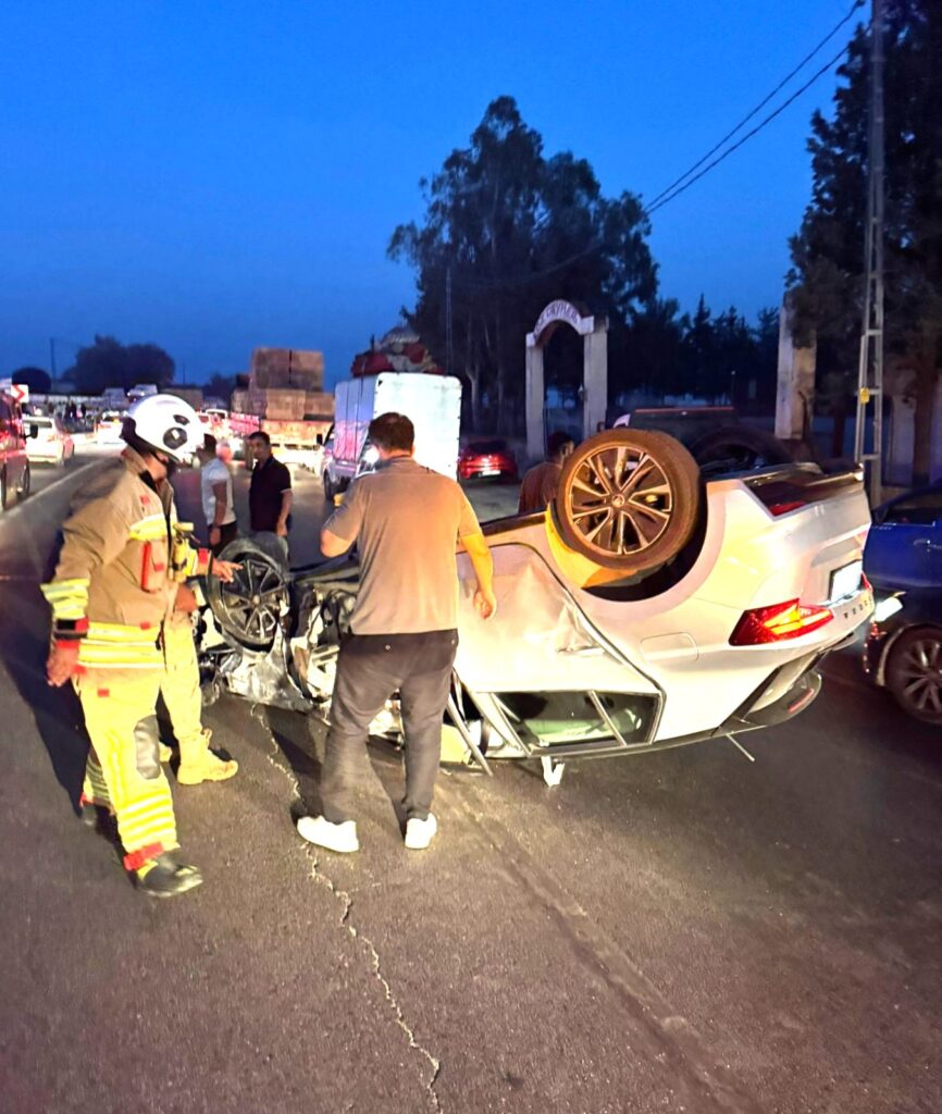 OTOMOBİLİN SEPETLİ MOTOSİKLETE ÇARPTIĞI KAZADA 6 KİŞİ YARALANDI
