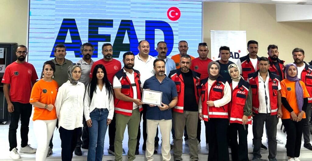 AFAD HATAY’DAN ARAF’A TEŞEKKÜR PLAKETİ