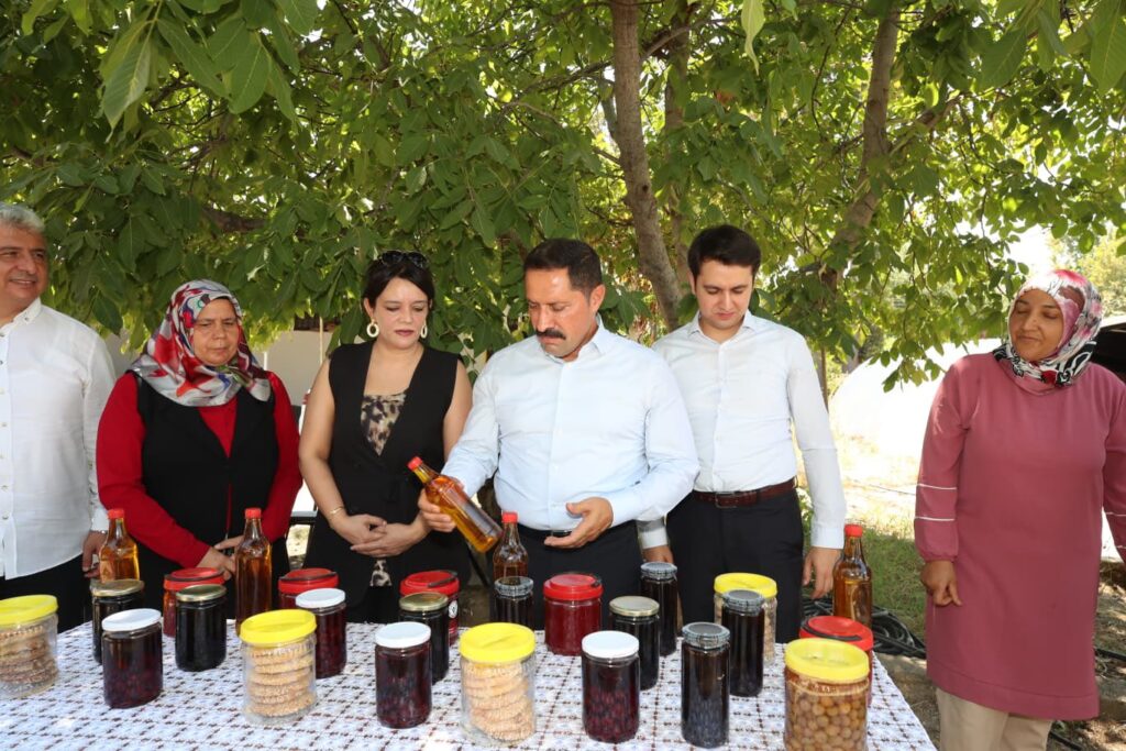 KADINLARIN ÜRETİMİ HATAY’IN GELECEĞİNİ ŞEKİLLENDİRİYOR