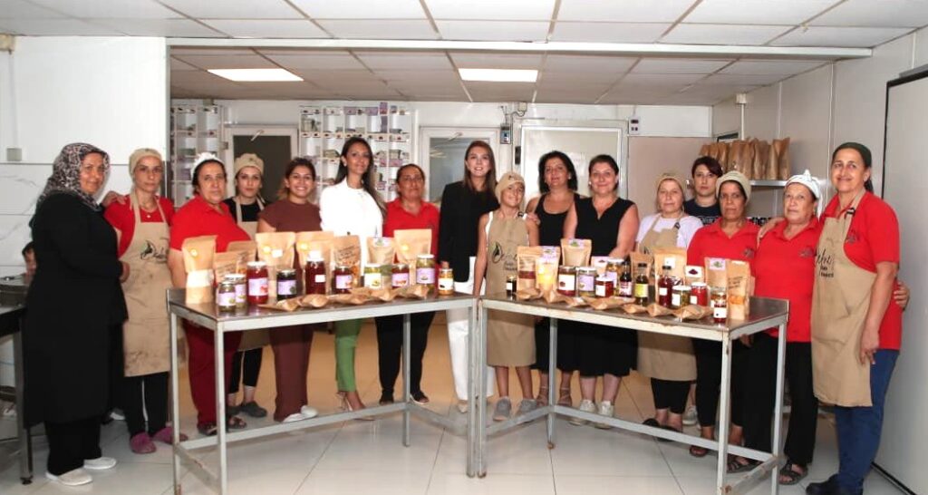 MASATLI AİLESİ HATAY’DA KARANLIĞI AYDINLATTI