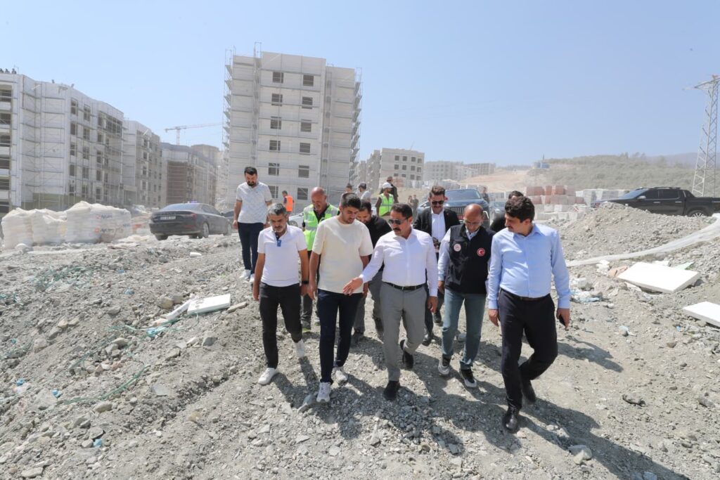 ANTAKYA’DA 2 BİN 643 AFET KONUTUNUN YAPIMI DEVAM EDİYOR